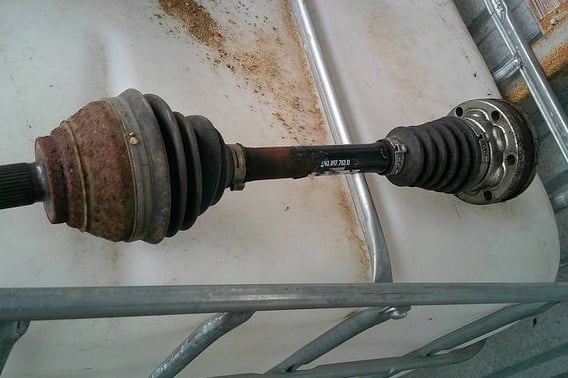 VW TIGUAN 2,0TDI PÓŁOS LEWA 5N0407763D