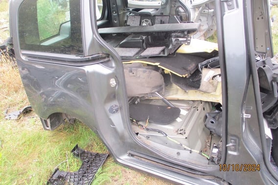 CITROEN BERLINGO III BŁOTNIK TYŁ LEWY KTPD