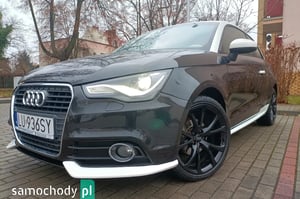 Audi A1 BLACK/WHITE Hatchback 2011