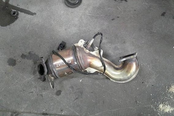 VW PASSAT B7 1,4TSI KATALIZATOR FILTR DPF 1K0131701DE