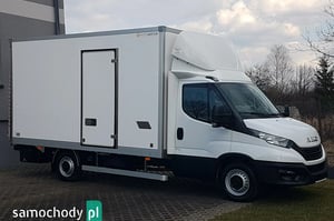 IVECO Daily Kontener 2023