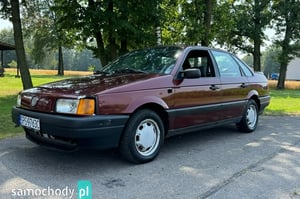 Volkswagen Passat Sedan 1992