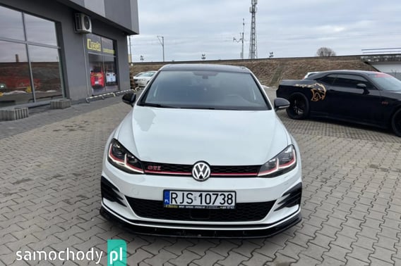 Volkswagen Golf Hatchback 2021