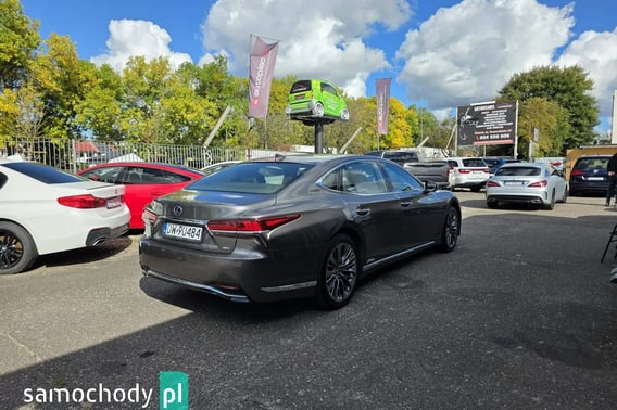 Lexus LS Sedan 2017