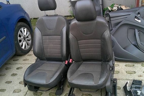 FORD KUGA MK2 FOTELE KANAPA BOCZKI PÓŁ SKÓRA EU