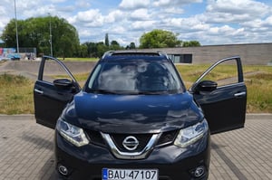 Nissan X-Trail Minivan 2015