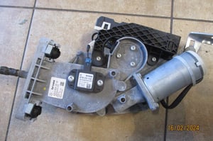 MERCEDES W212 KOMBI SIŁOWNIK TYLNEJ KLAPY A2128203542
