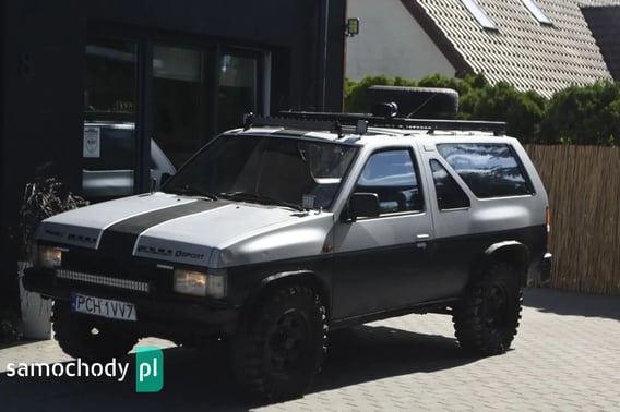 Nissan Terrano SUV 1988