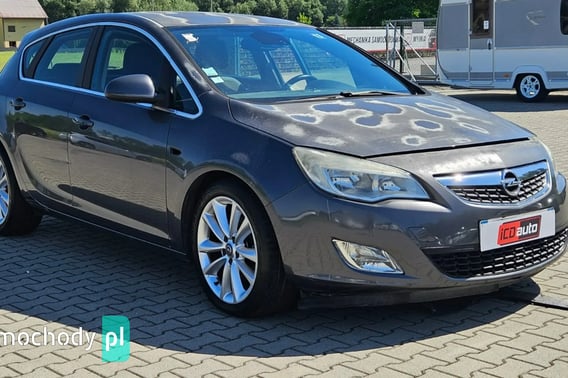 Opel Astra Hatchback 2010