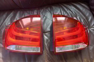 BMW X1 E84 LAMPA TYŁ PRAWA LEWA