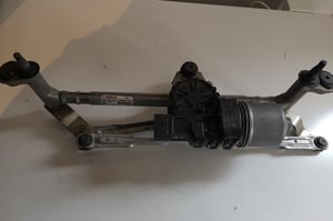 VW UP MECHANIZM WYCIERACZEK 3397021855