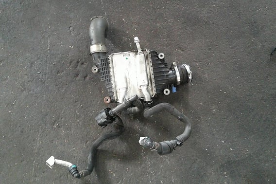 JAGUAR XE X760 2,0D INTERCOOLER GX73-6K775-AE