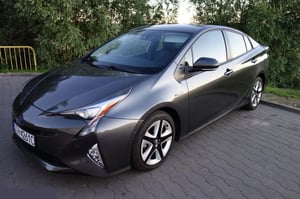 Toyota Prius Hatchback 2016