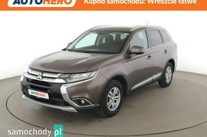 Mitsubishi Outlander SUV 2016