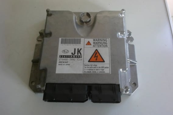 SUBARU LEGACY IV KOMPUTER SILNIKA 22611AN040