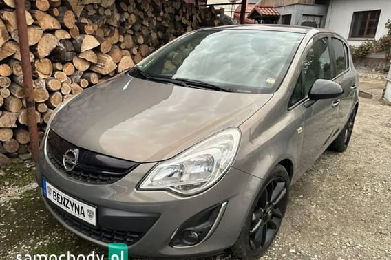 Opel Corsa Hatchback 2012