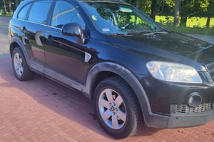 Chevrolet Captiva SUV 2007