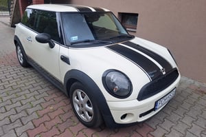 Mini One Hatchback 2009