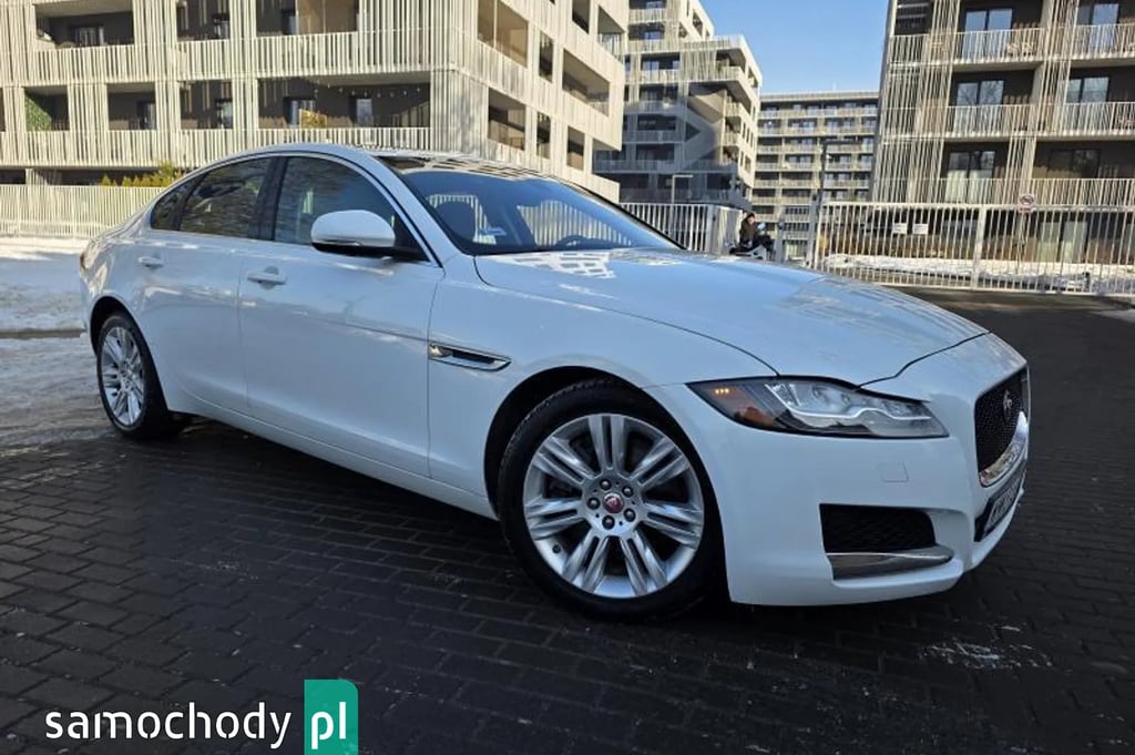 Jaguar XF