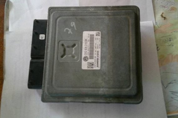 VW PASSAT B6 2,0TDI STEROWNIK SILNIKA 03G906018BK