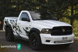 Dodge RAM SUV 2012