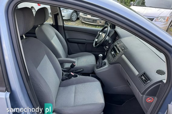 Ford C-Max Minivan 2005