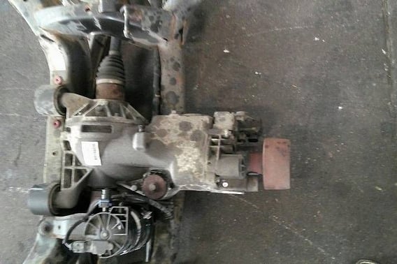 VOLVO XC60 I LIFT 2,4D TYLNY MOST P1216669 2,58
