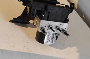 OPEL ASTRA J POMPA ABS 13440100