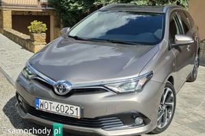 Toyota Auris Kombi 2015