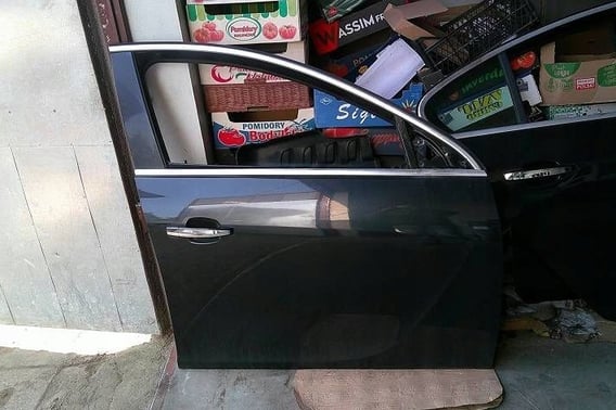 OPEL INSIGNIA A DRZWI PRZÓD PRAWE Z22C