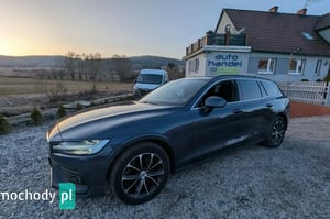 Volvo V60 Kombi 2021