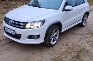 Volkswagen Tiguan SUV 2012