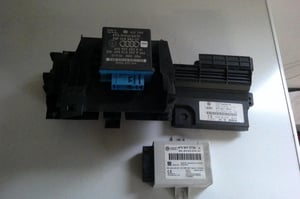 AUDI A6 C6 ZESTAW MODUŁÓW W OBUDOWIE