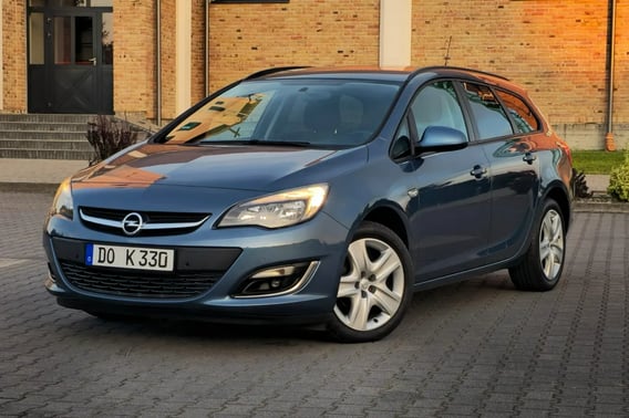 Opel Astra Kombi 2013