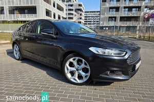 Ford Mondeo Sedan 2015
