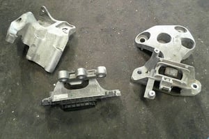 OPEL ASTRA K V ŁAPA PODUSZKA SILNIKA 39193447 1,5CDTI