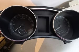 SKODA SUPERB II LIFT LICZNIK 3T2920941M UK