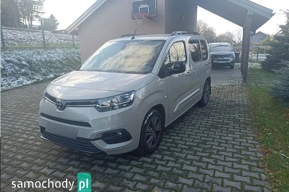 Toyota ProAce Minivan 2022
