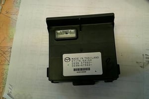 MAZDA CX3 MODUŁ BCM D23N67560