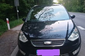 Ford Galaxy Minivan 2010