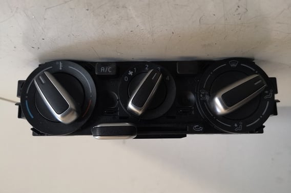 SEAT MII PANEL NAWIEWU I KLIMATYZACJI 1S0820045S