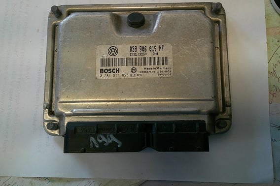 SEAT IBIZA 1,9TDI STEROWNIK SILNIKA 038906019NF