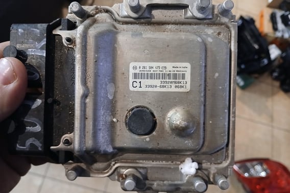 SUZUKI ALTO MODUŁ STEROWNIK SILNIKA 33920-68K13