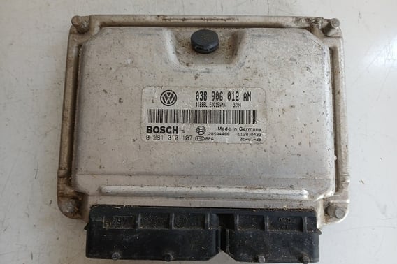 SKODA FABIA I MODUŁ STEROWNIK SILNIKA 038906012AN