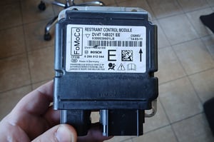 FORD KUGA MK2 MODUŁ SENSOR PODUSZEK DV4T14B321EE