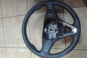 OPEL CORSA E KIEROWNICA MULTIFUNKCJA