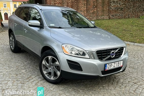 Volvo XC60 SUV 2011