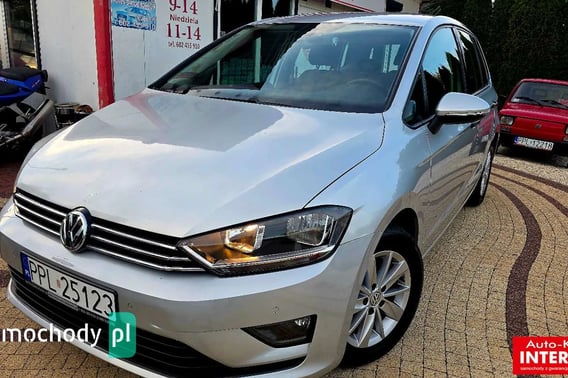 Volkswagen Golf Sportsvan Minivan 2015