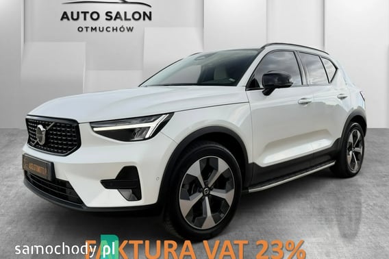 Volvo XC40 SUV 2024
