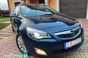 Opel Astra Kombi 2012